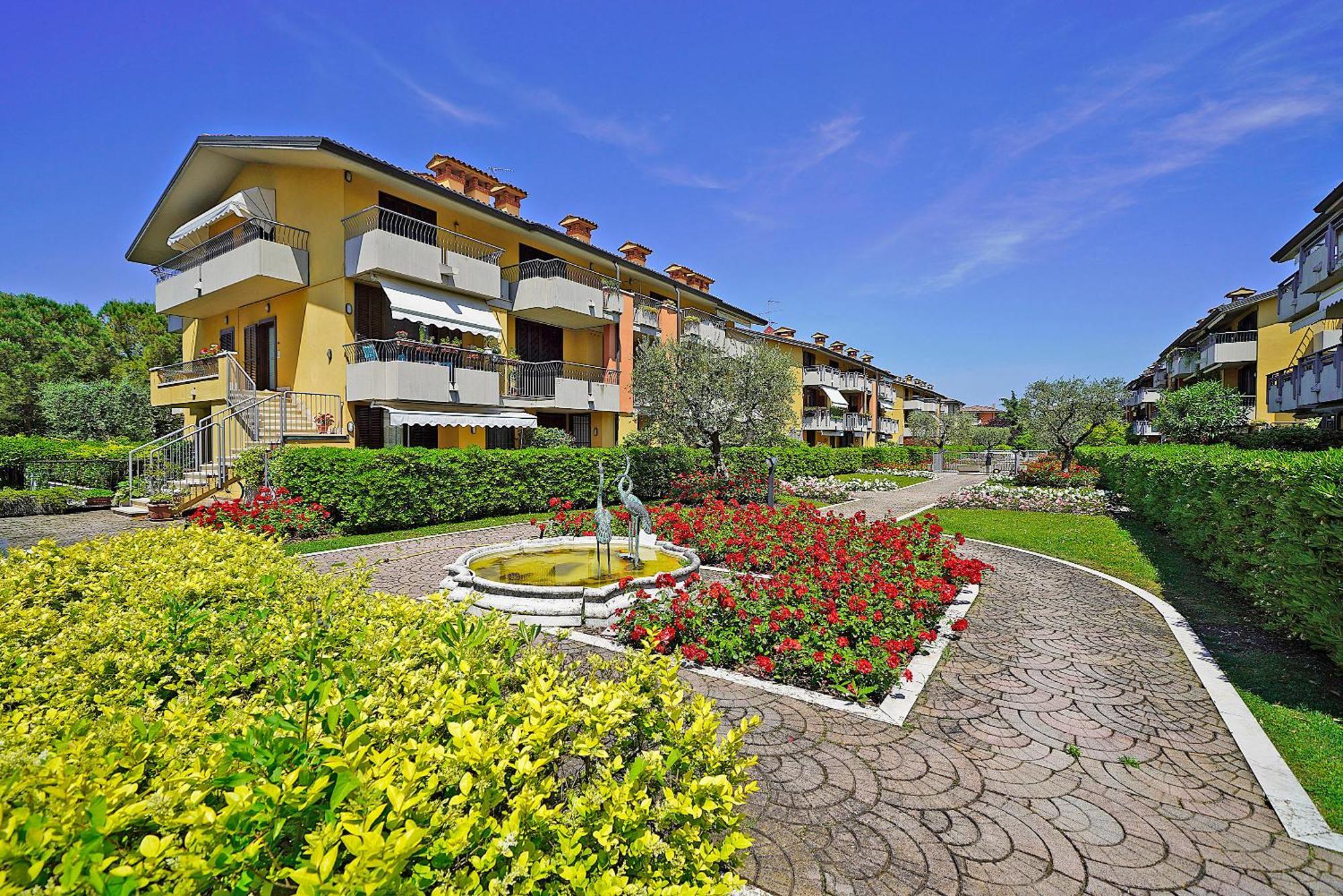 Villaggio Dei Fiori - Viola - Gardagate Sirmione Extérieur photo